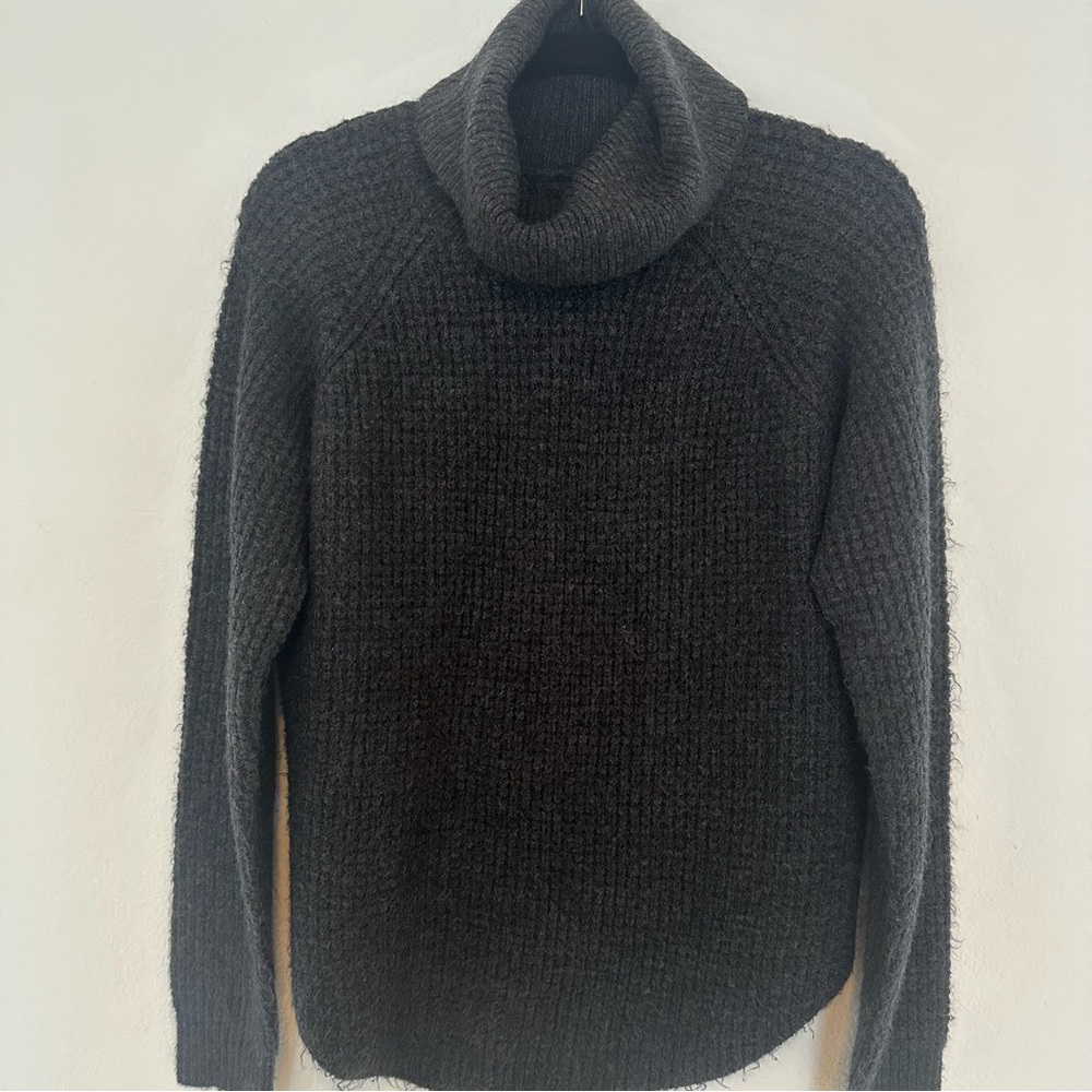 Kühl Sienna Turtleneck Sweater